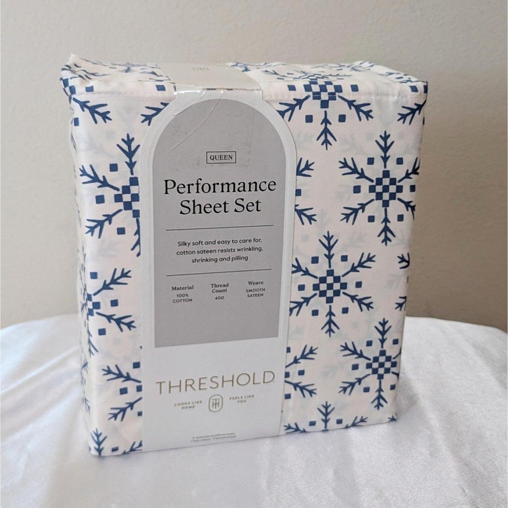 New Threshold Performance Snowflake Sheet Set 400 Count 100% Cotton Queen